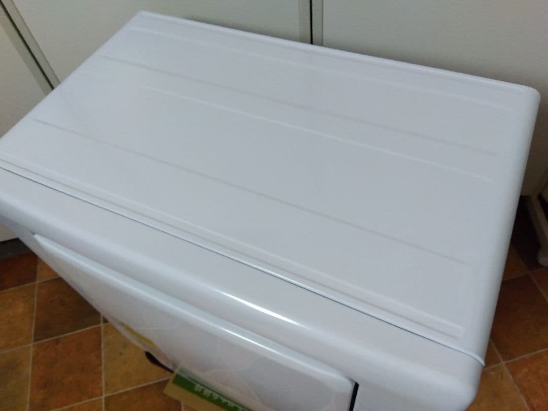 日立 衣類乾燥機 4kg お掃除付きドラム DE-N40HX-W 23年製