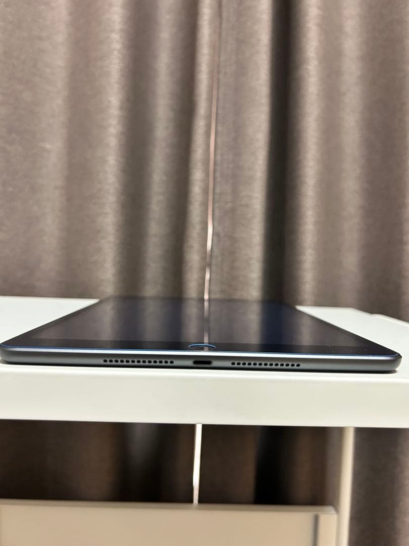 ipad第9世代　256GB Wi-Fi＋ロジクール