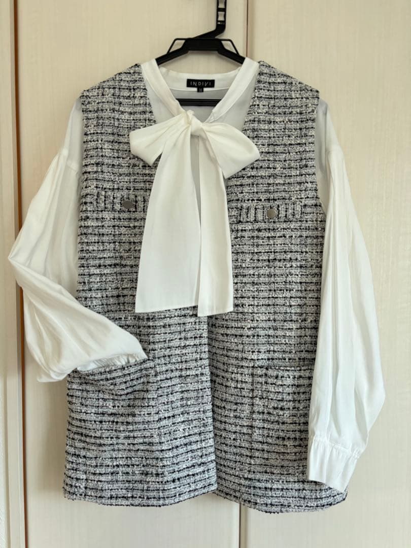 INDIVI ツイードジレ＆ボウタイブラウス