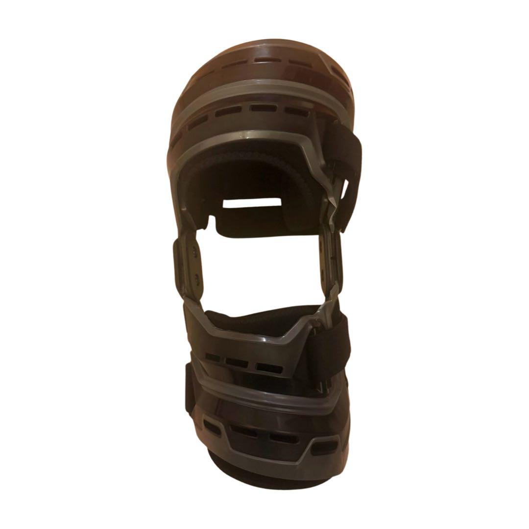 マクダビッド (McDavid) M4200左膝サポーターMサイズ