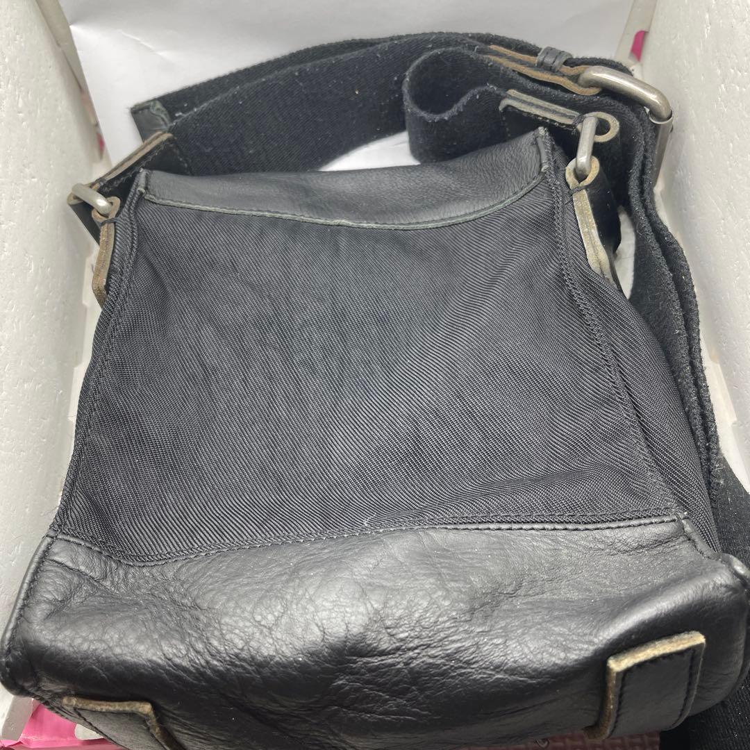 D＆Ｇ　メッセンジャーバッグ