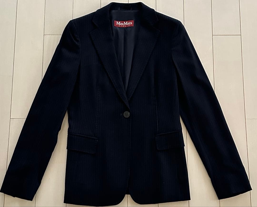 Max Mara 黒 ストライプ テーラードジャケット