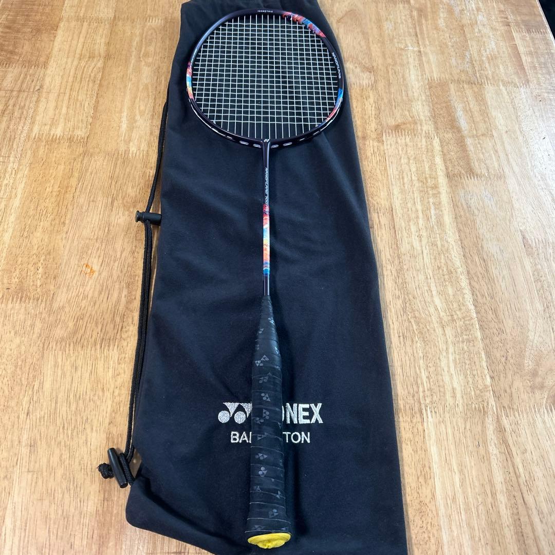 ヨネックス　ナノフレア700 プロ