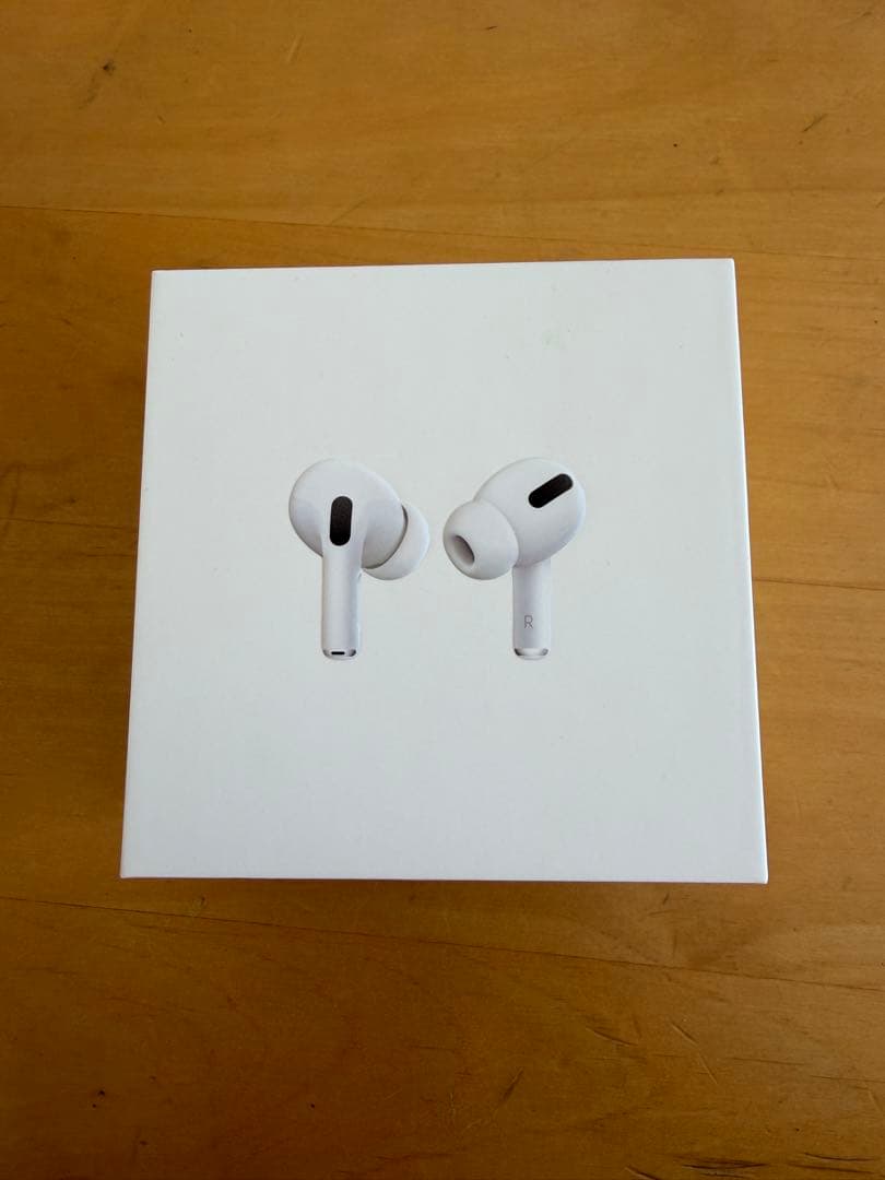 【第一世代】Apple AirPods Pro 本体　ワイヤレス充電ケース