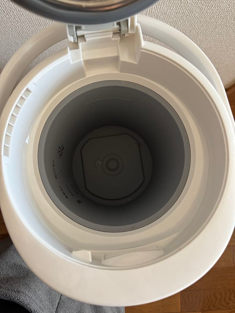 2021年製 象印 スチーム式加湿器 ホワイト EE-RQ50-WA