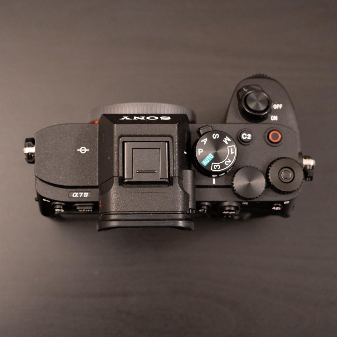 【美品】SONY α7 IV ILCE-7M4 ボディ ミラーレスカメラ