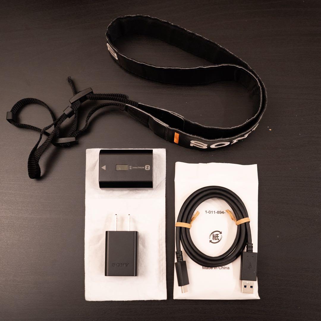 【美品】SONY α7 IV ILCE-7M4 ボディ ミラーレスカメラ