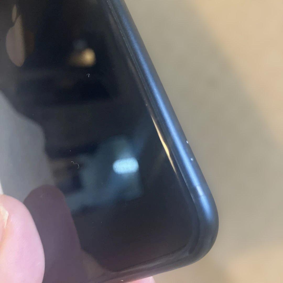 iphone se 第3世代　64G SIMフリー　ミッドナイト