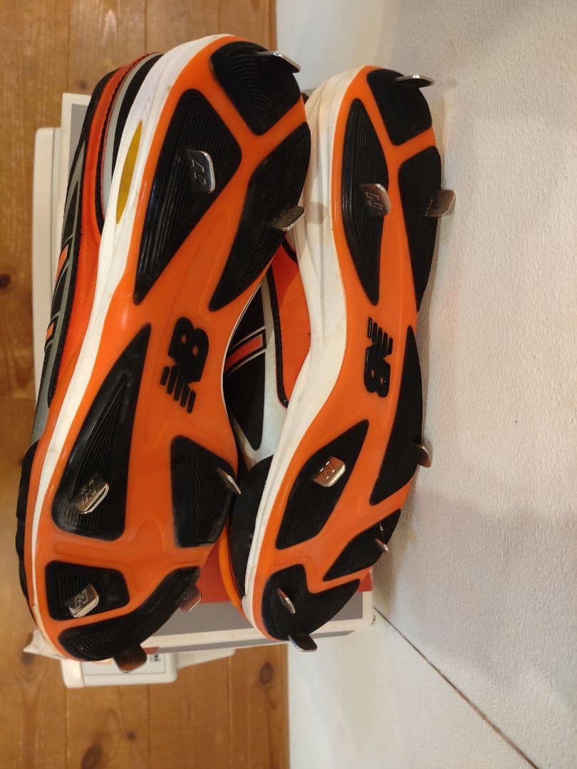 New Balance スパイクシューズ