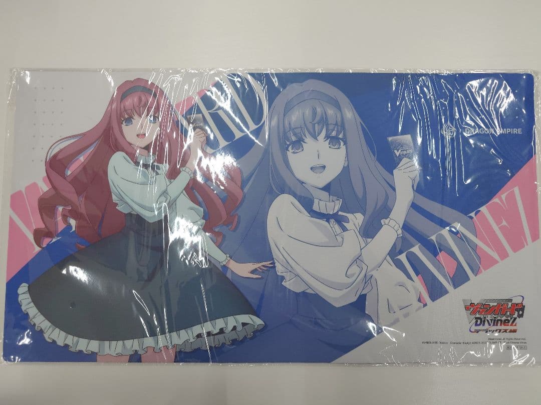 御薬袋ミレイ　プレイマット　ヴァンガード