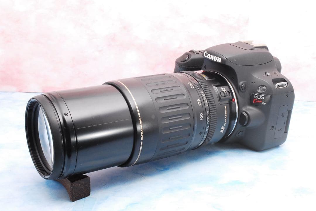 キャノン kiss X9☆一眼レフカメラ☆高性能標準＆超望遠☆スマホ転送OK