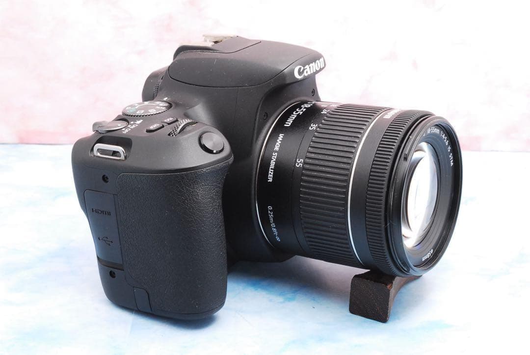 キャノン kiss X9☆一眼レフカメラ☆高性能標準＆超望遠☆スマホ転送OK