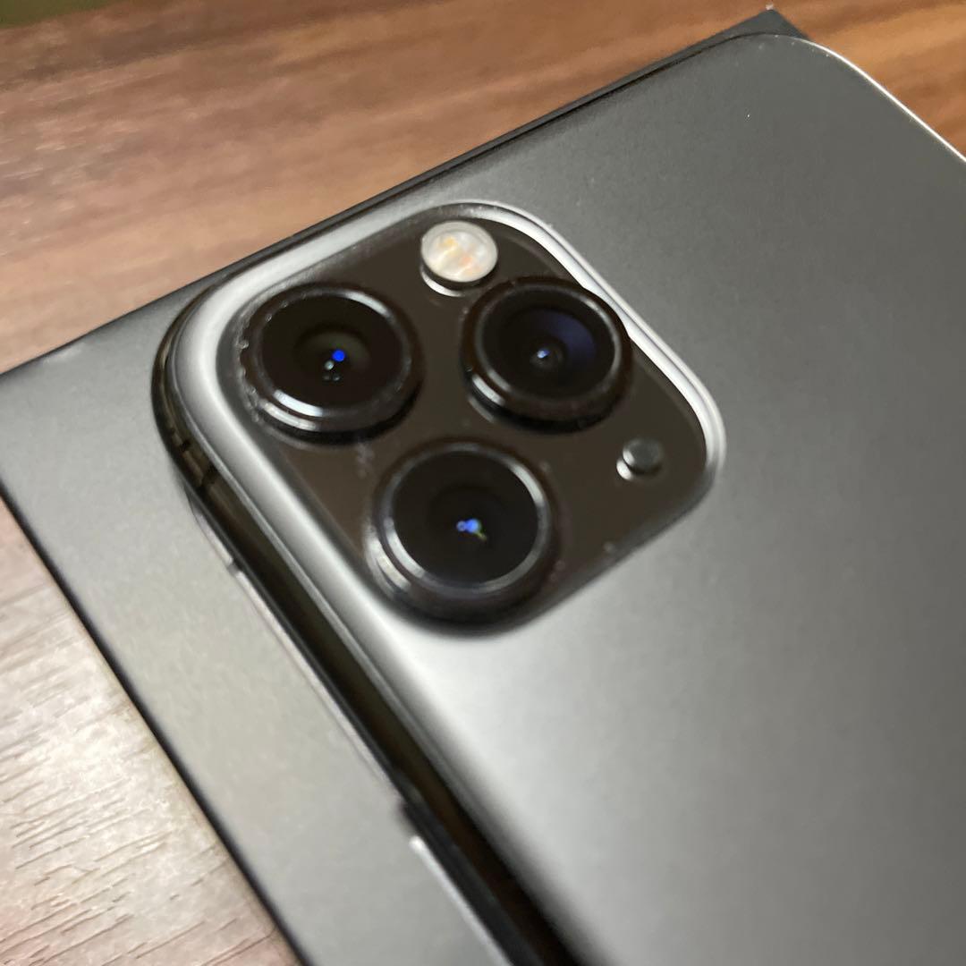 【バッテリー:90％】iPhone11 Pro 256GB SIMフリー