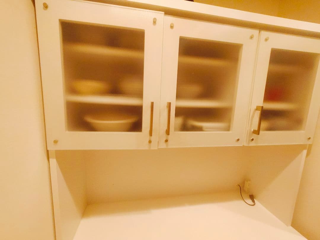 ホワイト木目調 食器棚 大容量