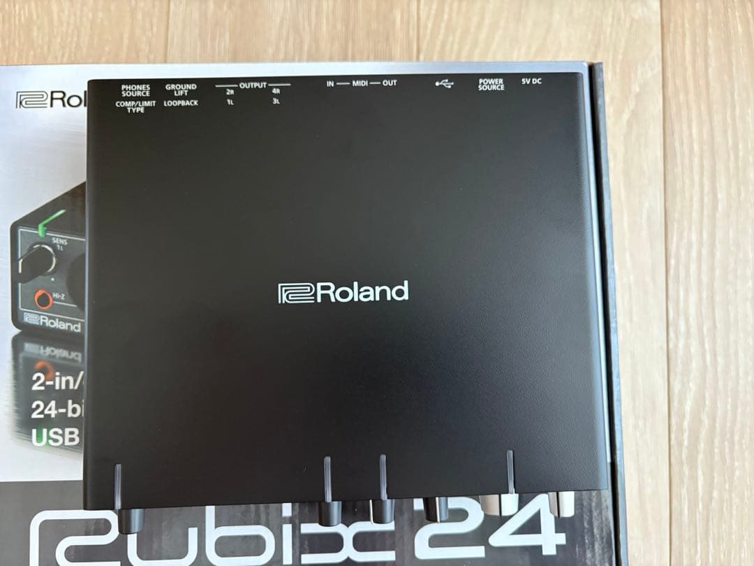 ローランド　Rubix24