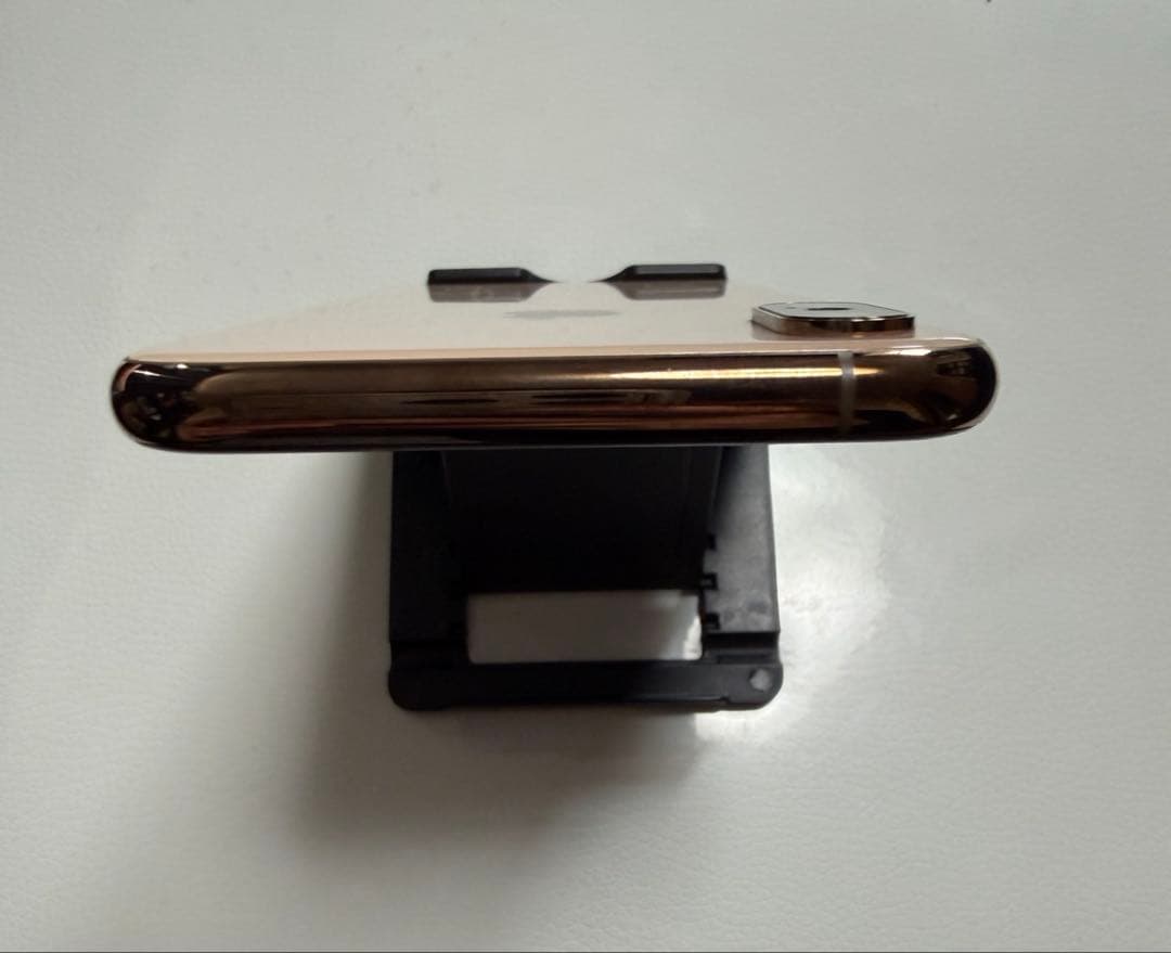 美品　Apple iPhone Xs ゴールド 256GB