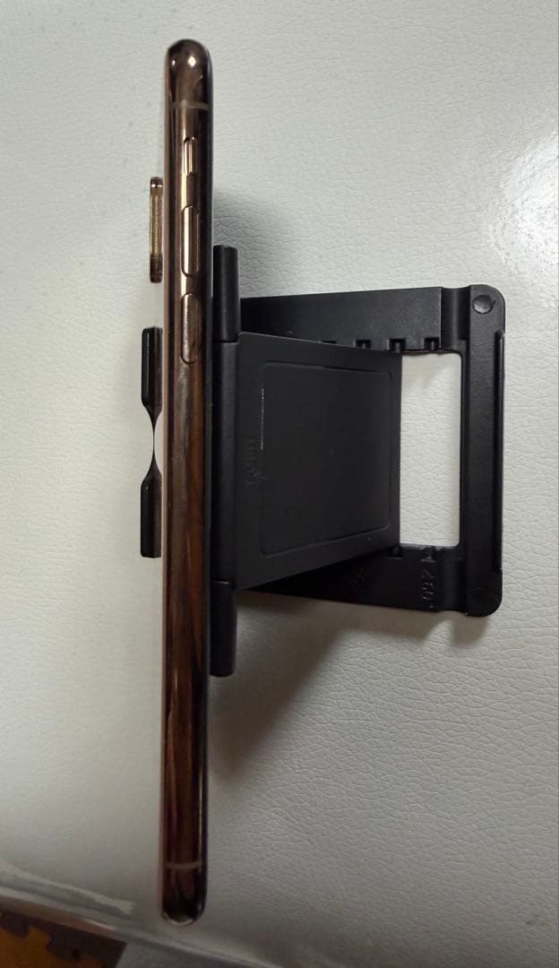 美品　Apple iPhone Xs ゴールド 256GB