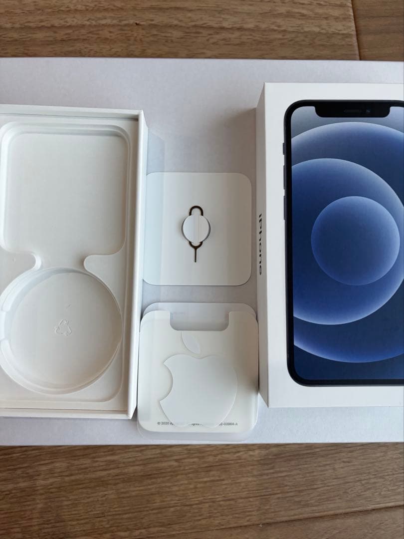 iPhone 12 mini 64GB ブラックSIMフリー