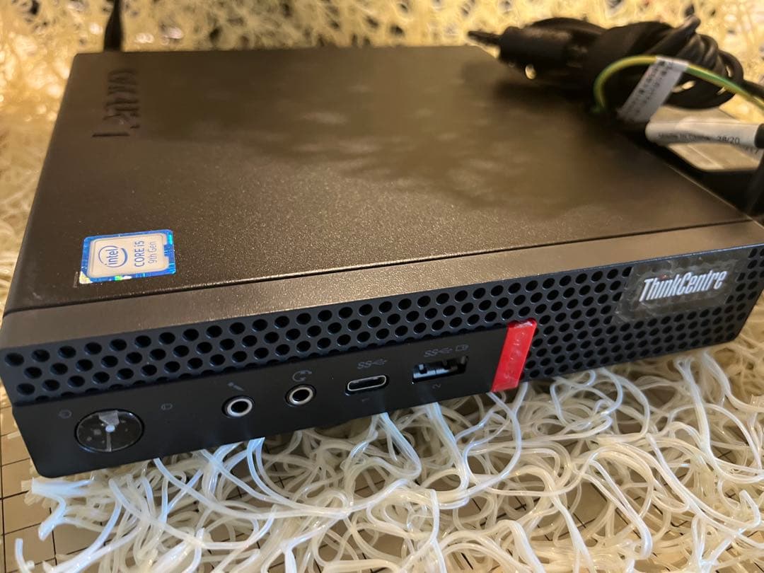 ThinkCenter Tiny M720q 10T8 本体　Lenovo