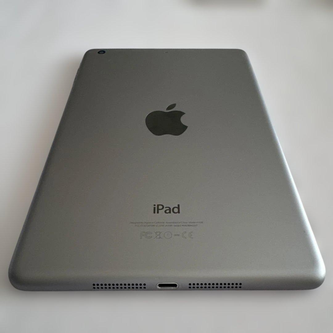 iPad mini 3 128GB スペースグレイ MGP32J/A Wi-Fi