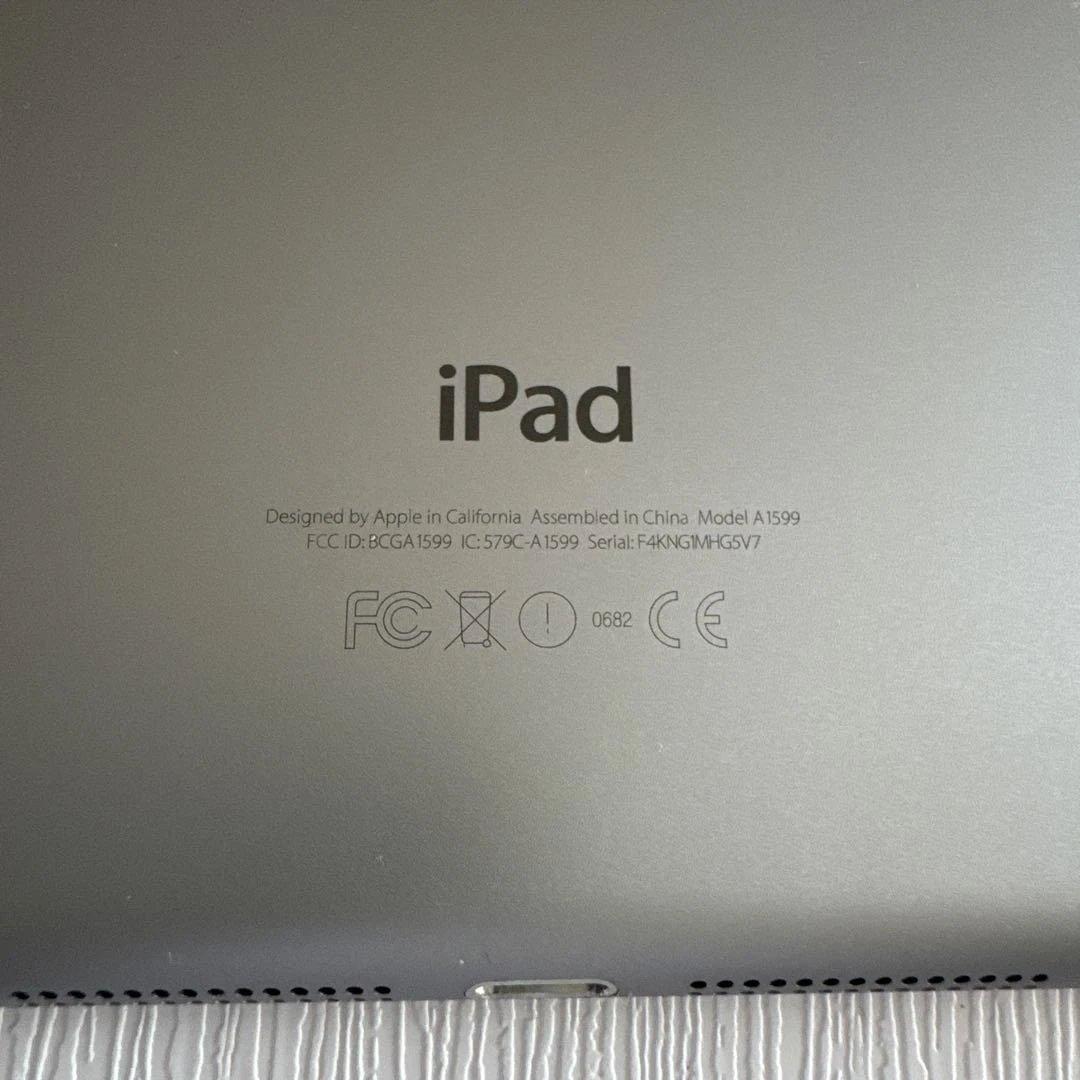 iPad mini 3 128GB スペースグレイ MGP32J/A Wi-Fi