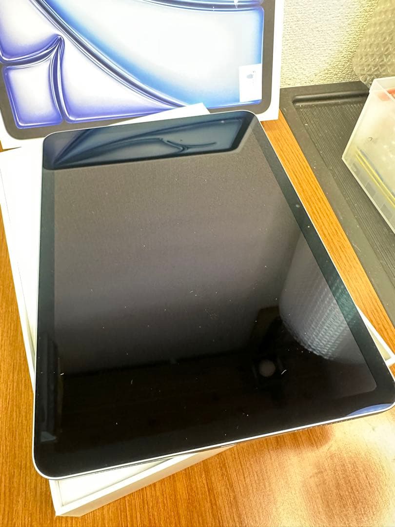 【極美品】iPadAirM2 128GB MUWD3J/A VX4LL
