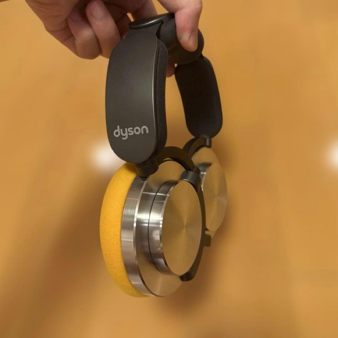 美品 ダイソン ヘッドホン Ontrac