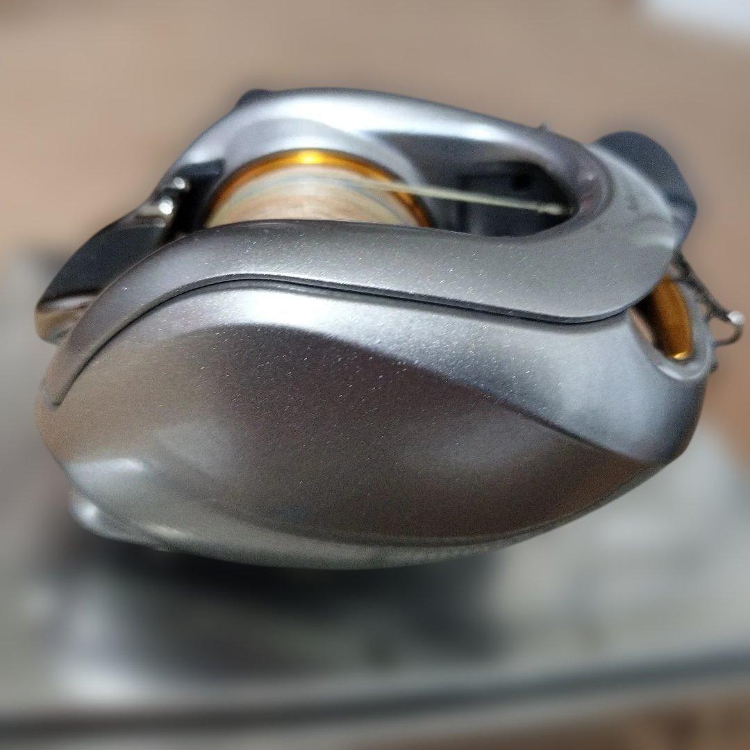 シマノ　SHIMANO nium Mg ベイトリール