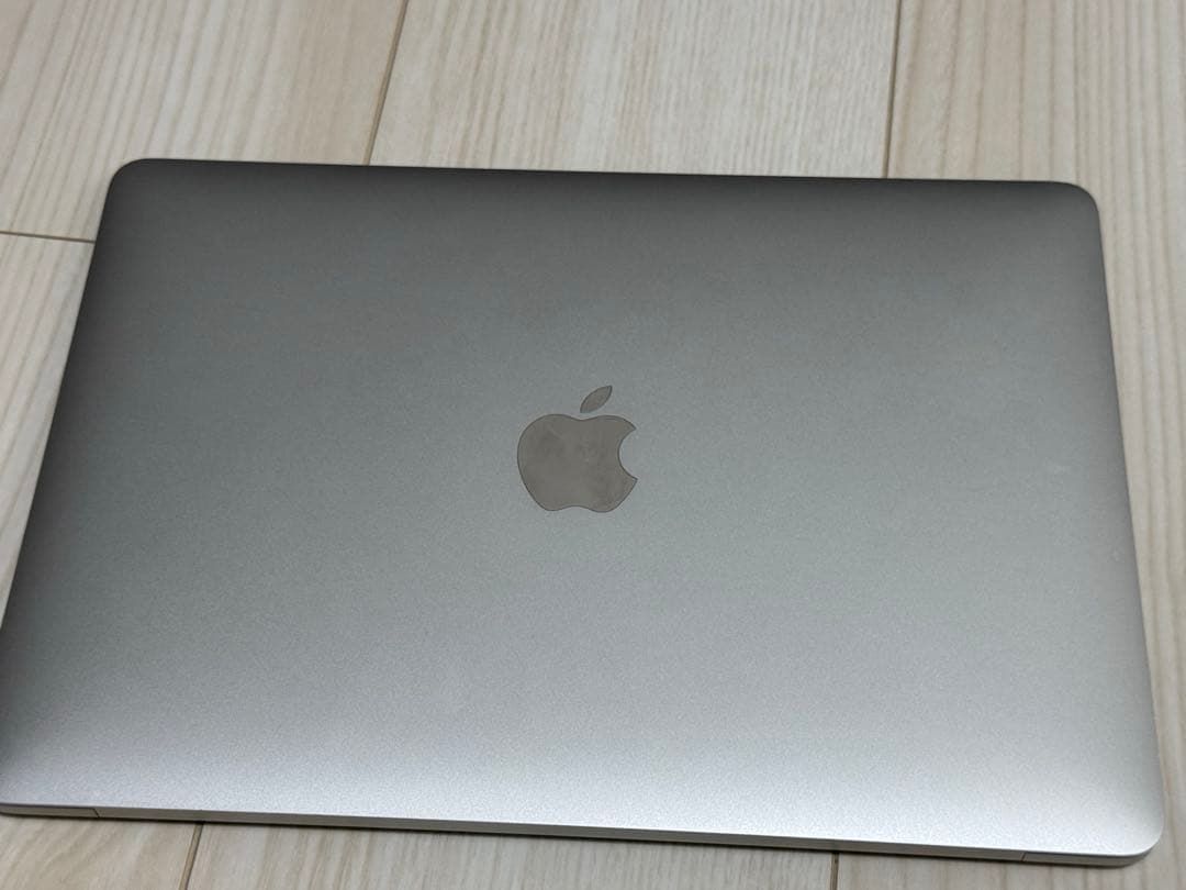 Apple MacBook Retina 12-inch 2017 本体