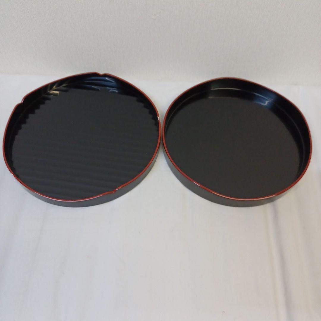 花型盆と山道盆