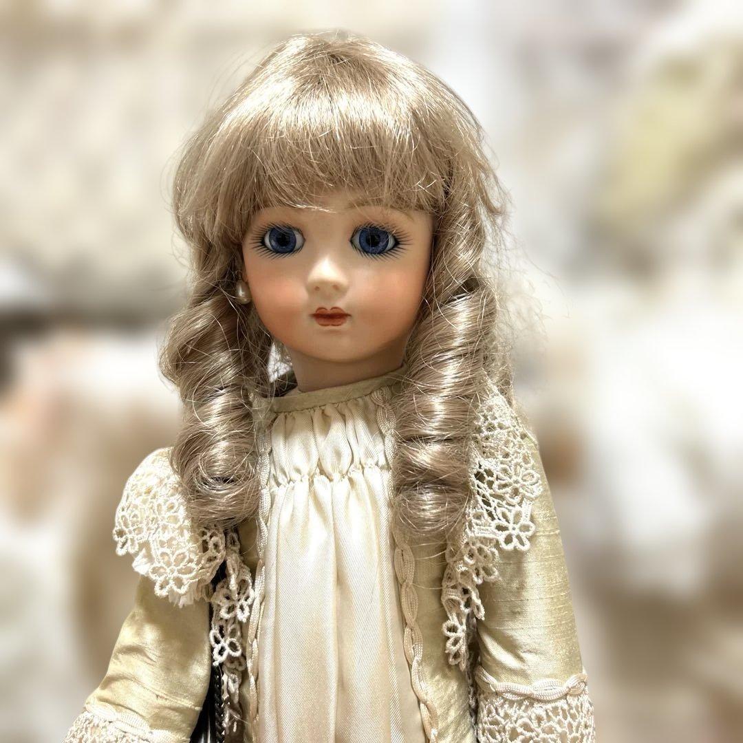 アンティーク　ヴィンテージ　ビスクドール