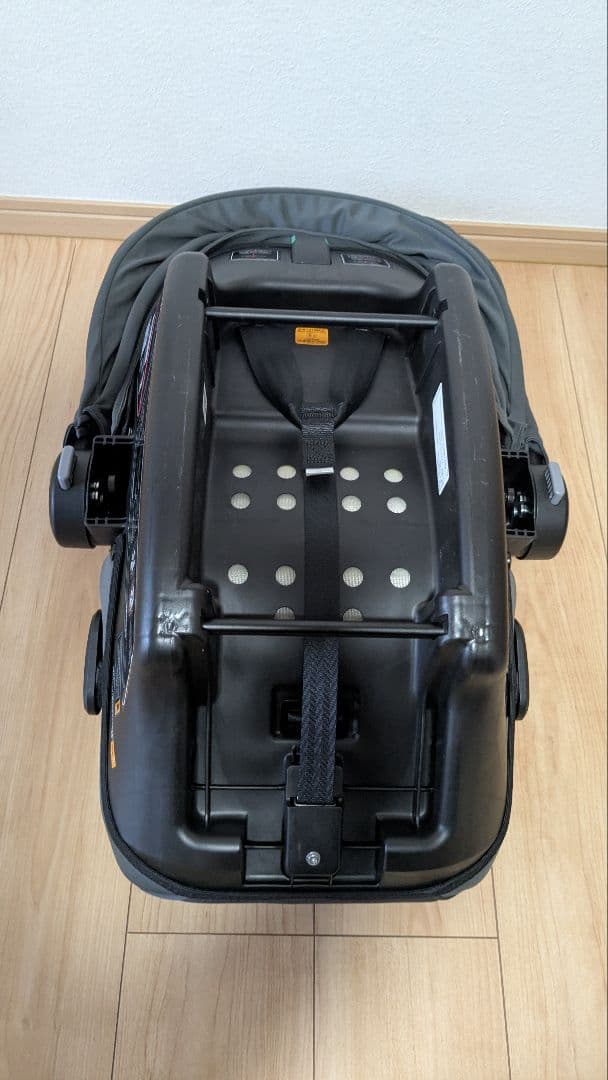 【美品】アップリカ チャイルドシート ベビーシート エアキャリー AB