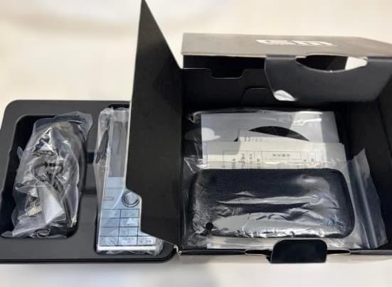 新品きれいEMOBILE S22HT　白フルキーボード スマホ　動作OK　送無料