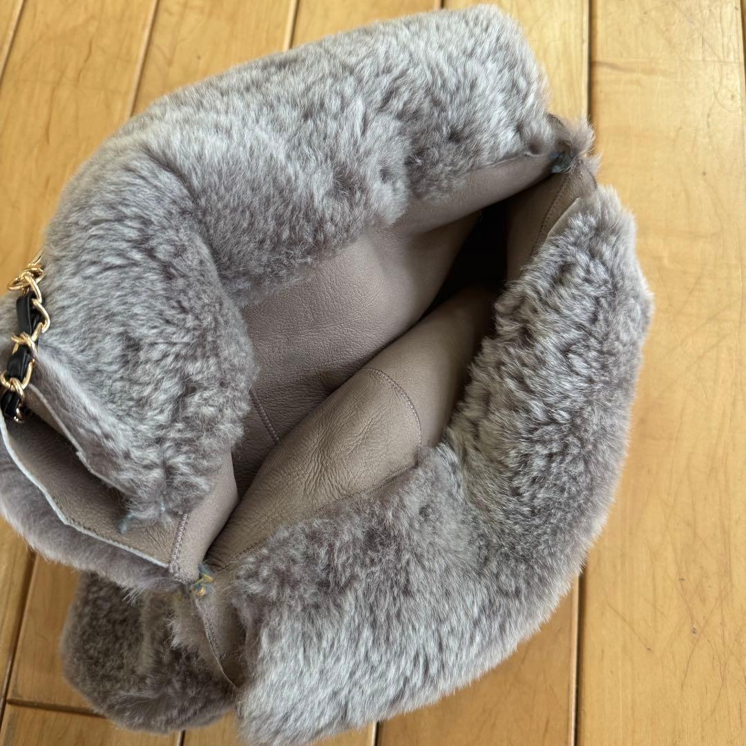 ハンドメイド⭐️羊革シープスキンムートン　ボア　チェーンバッグ
