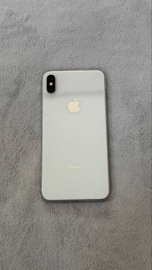 Apple iPhone XS Max 64GB シルバー 本体