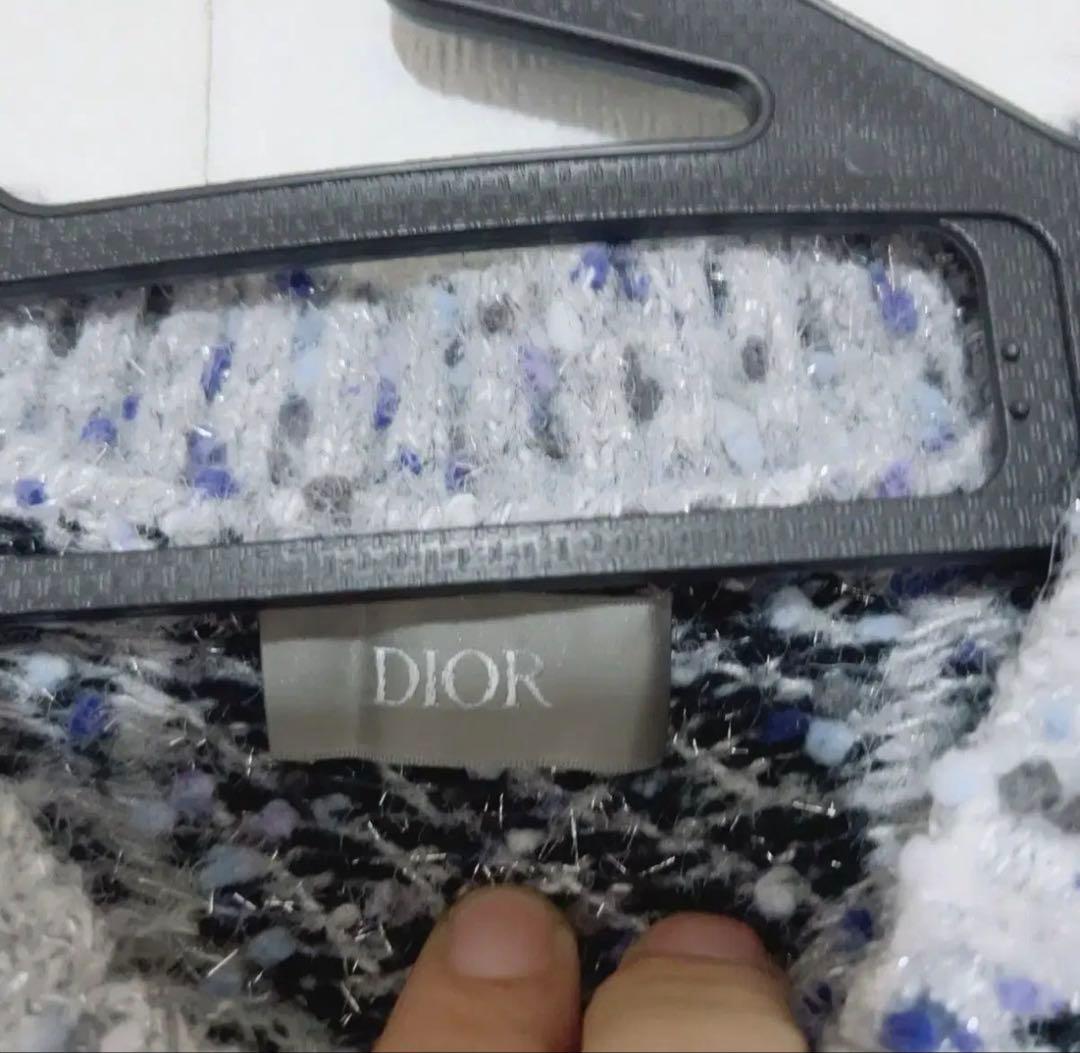 ディオールグレーロゴ柄ジェンダーレスニット