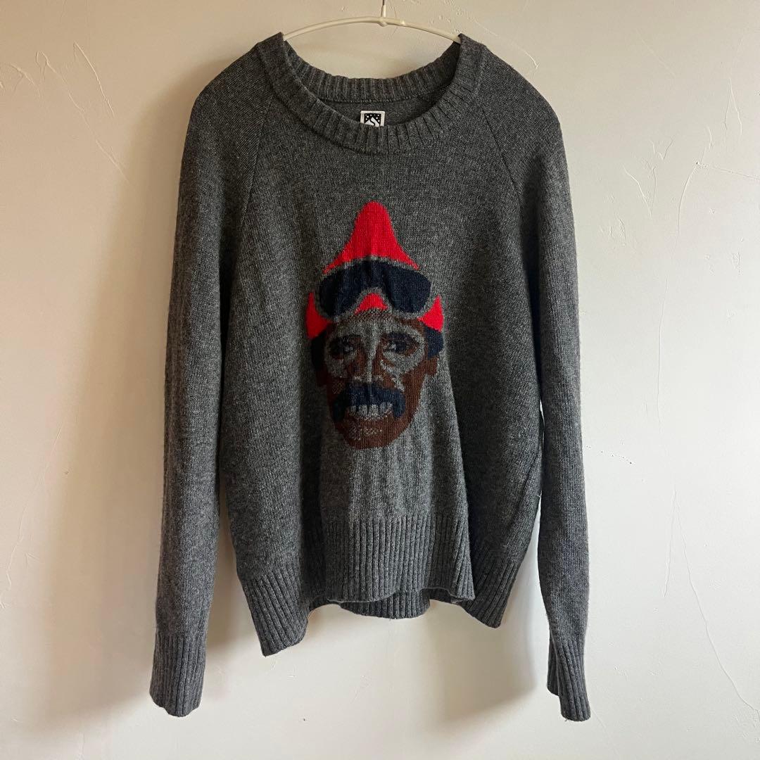 Bogen ボーゲン グレー セーター オジサン顔