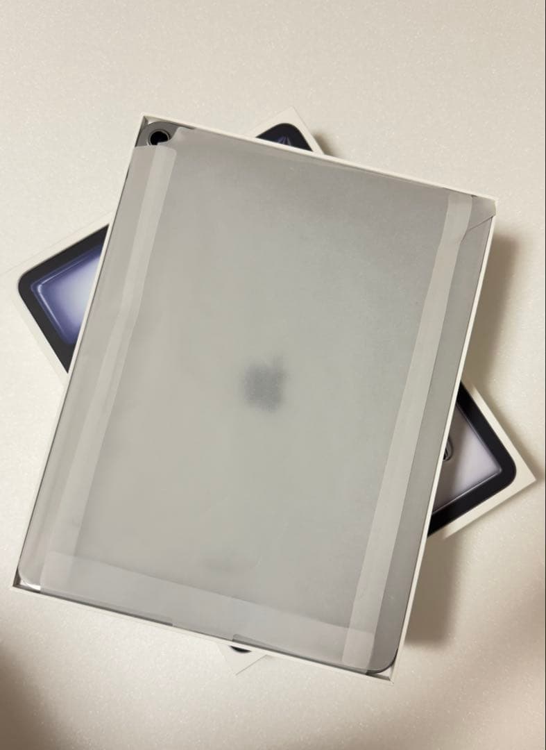 iPad Air 13インチ Wi-Fi 128GB スペースグレイ デモ機