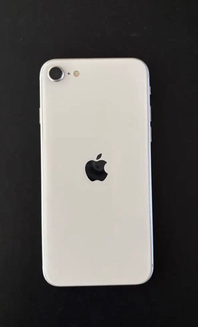 Apple iPhone se3 128gb ホワイト