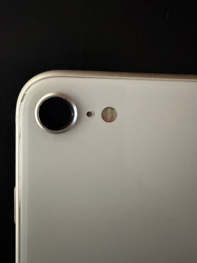 Apple iPhone se3 128gb ホワイト