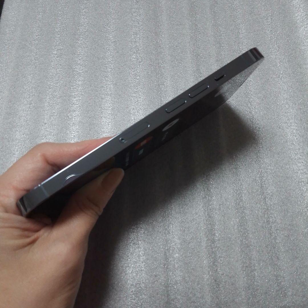 Apple　iPhone13 pro　シエラブルー