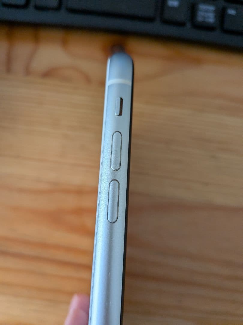 【動作良好】iPhone 11 ホワイト 64GB 本体のみ