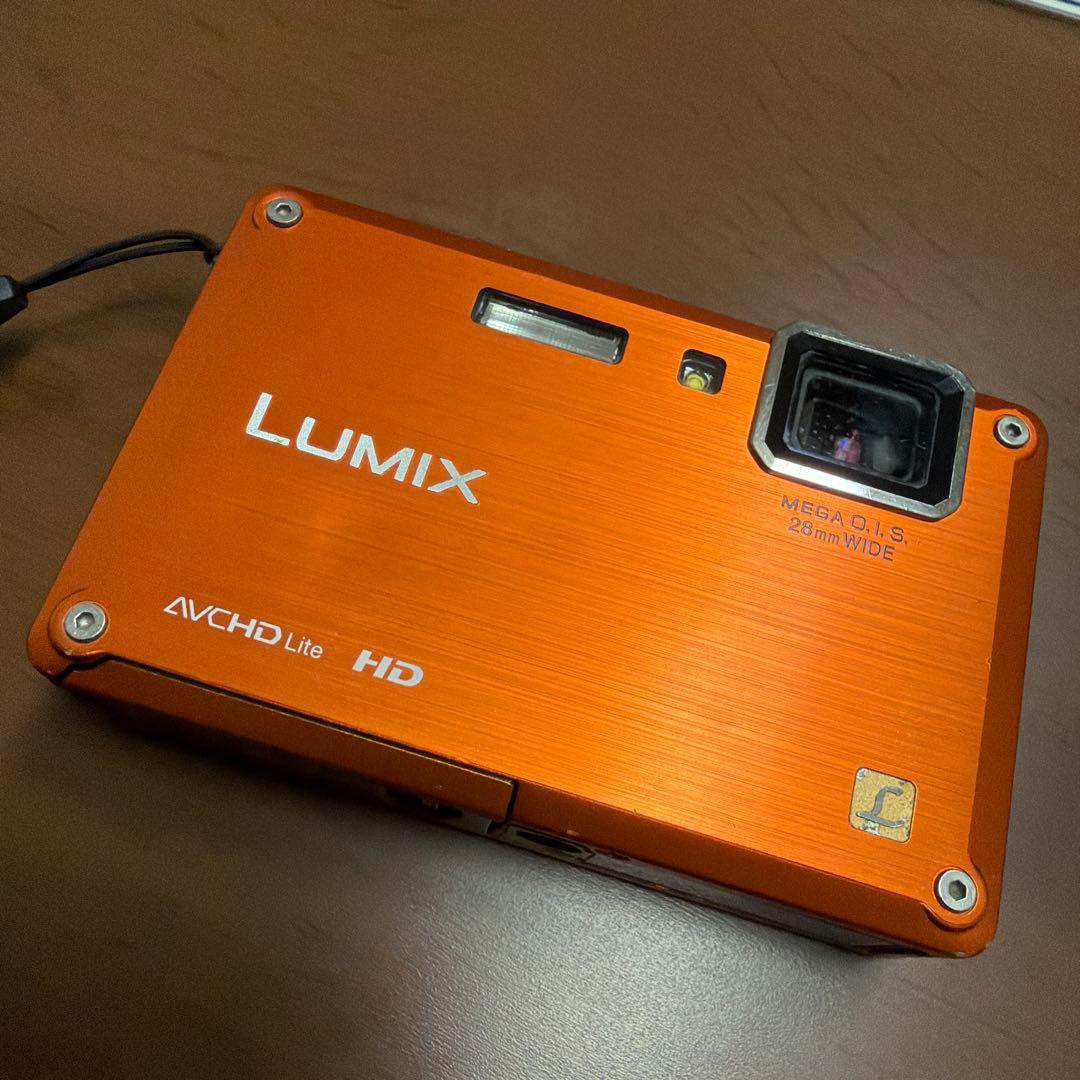 デジタルカメラ LUMIX DMC-FT1