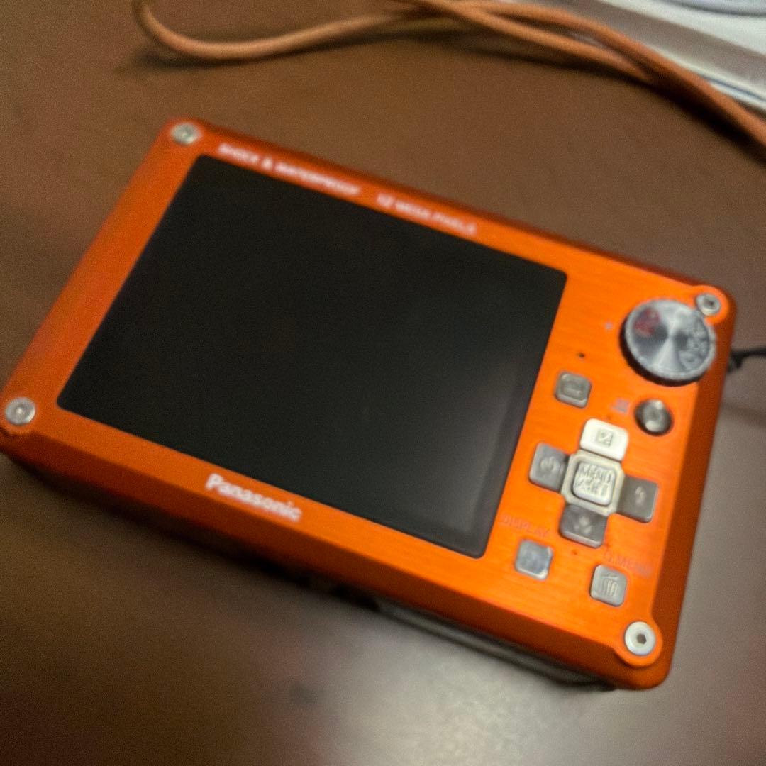 デジタルカメラ LUMIX DMC-FT1