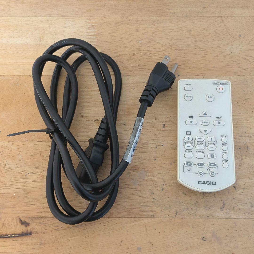 CASIO カシオ XJ-F210WN プロジェクター WXGAリアルモデル