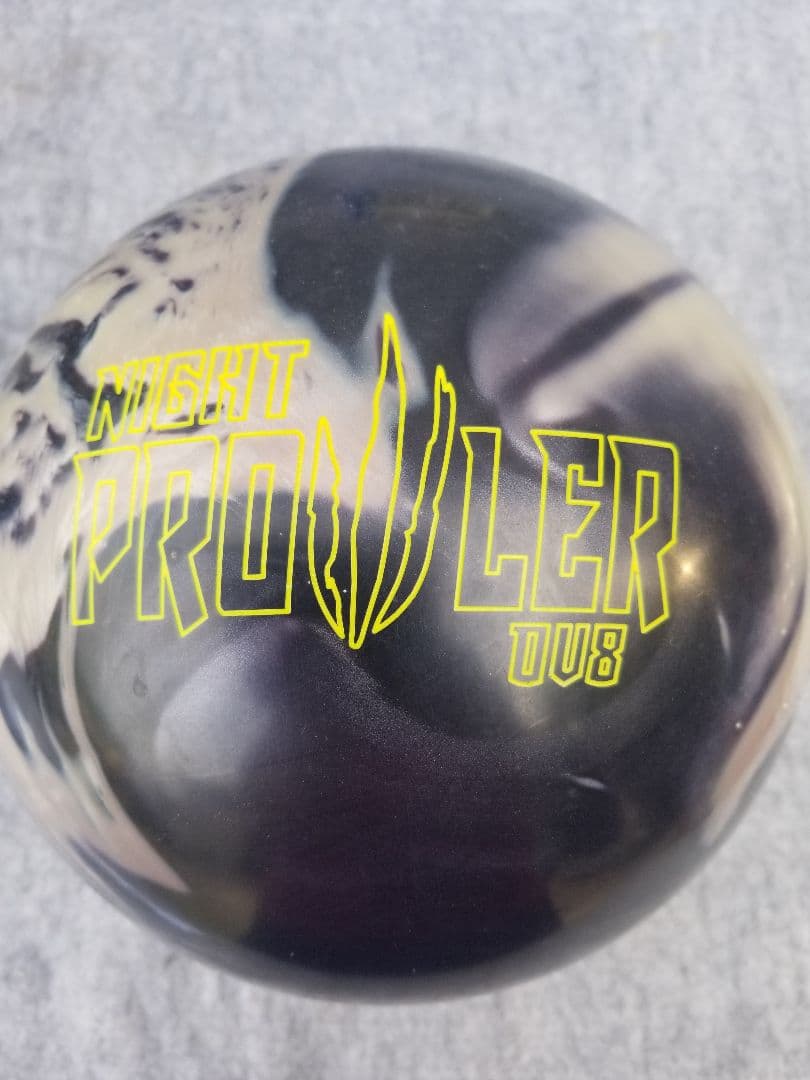 新品Night Prowler DV8 ボール 15 lb 希少特価品値下げ済