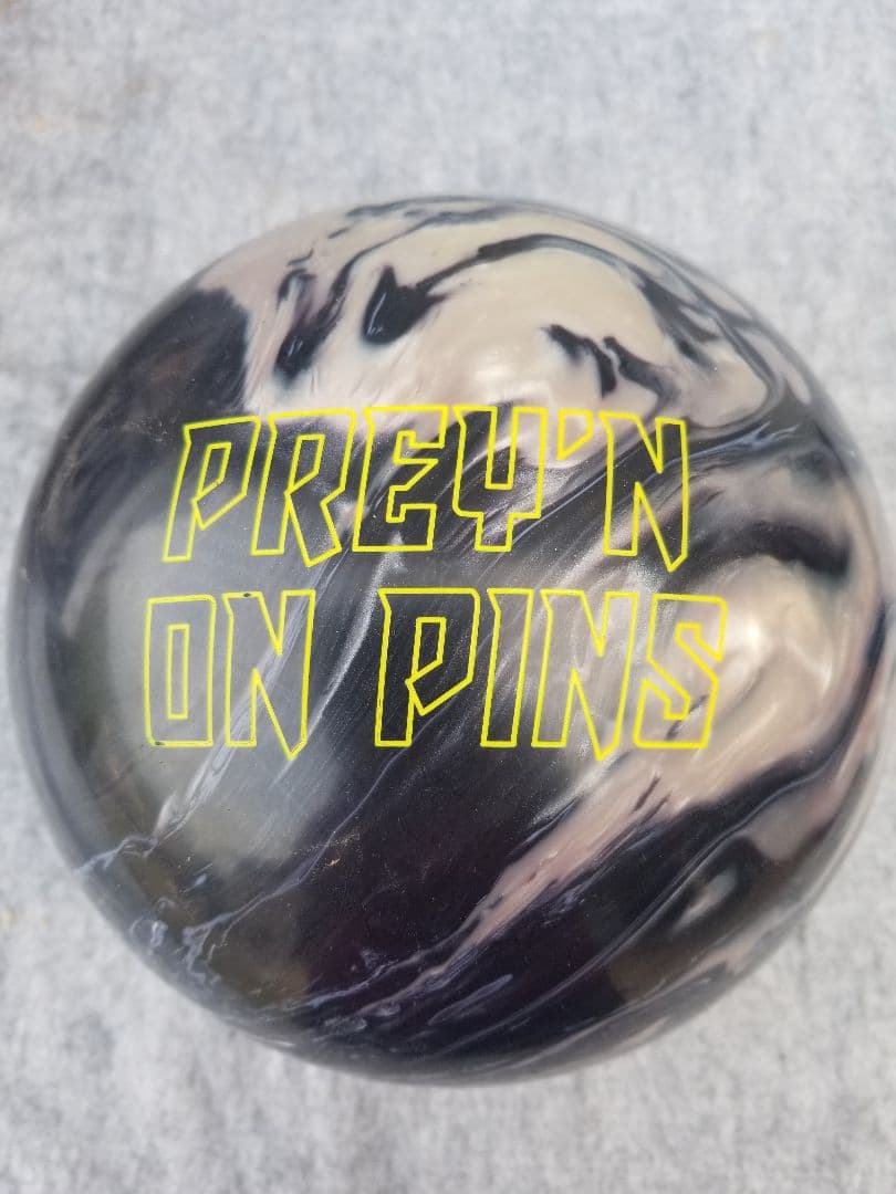 新品Night Prowler DV8 ボール 15 lb 希少特価品値下げ済