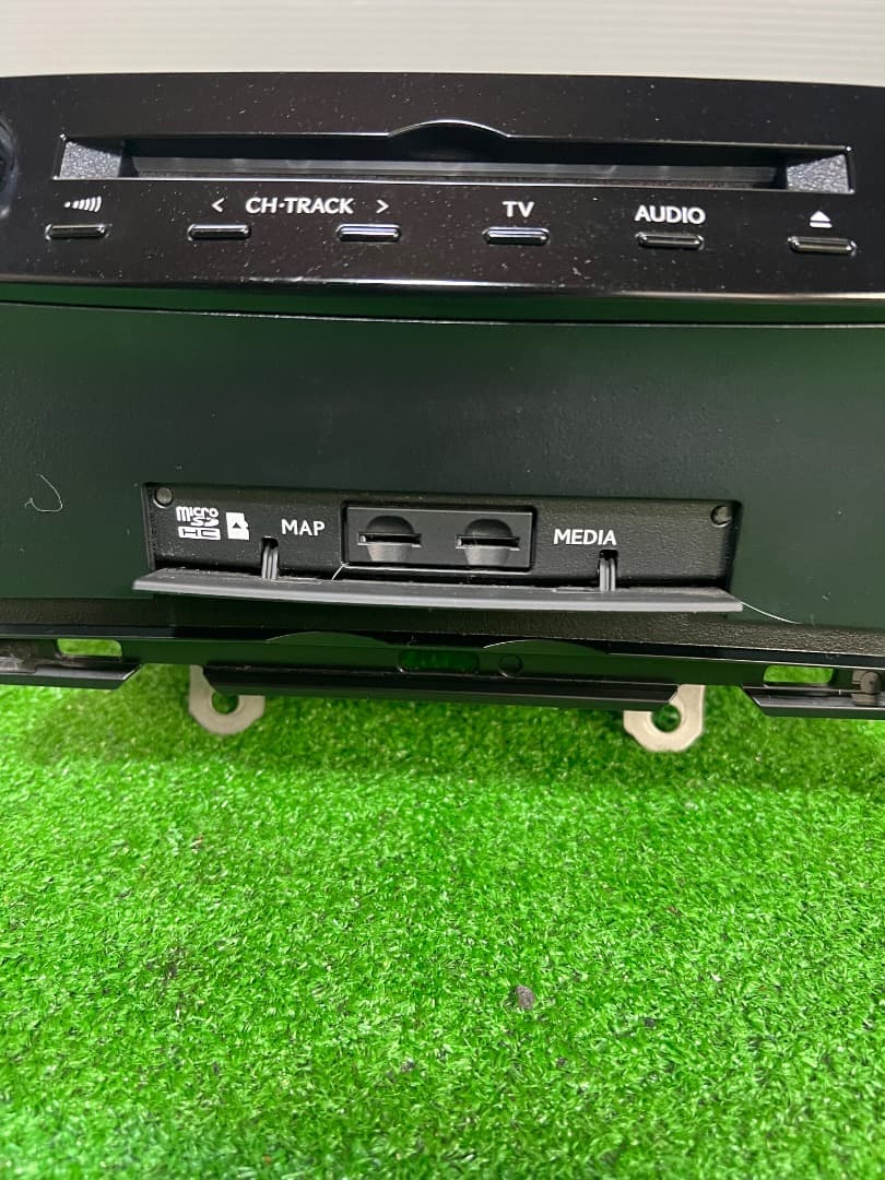 AVE30 カーナビゲーションユニット パナソニックCQ-US03J3AJ