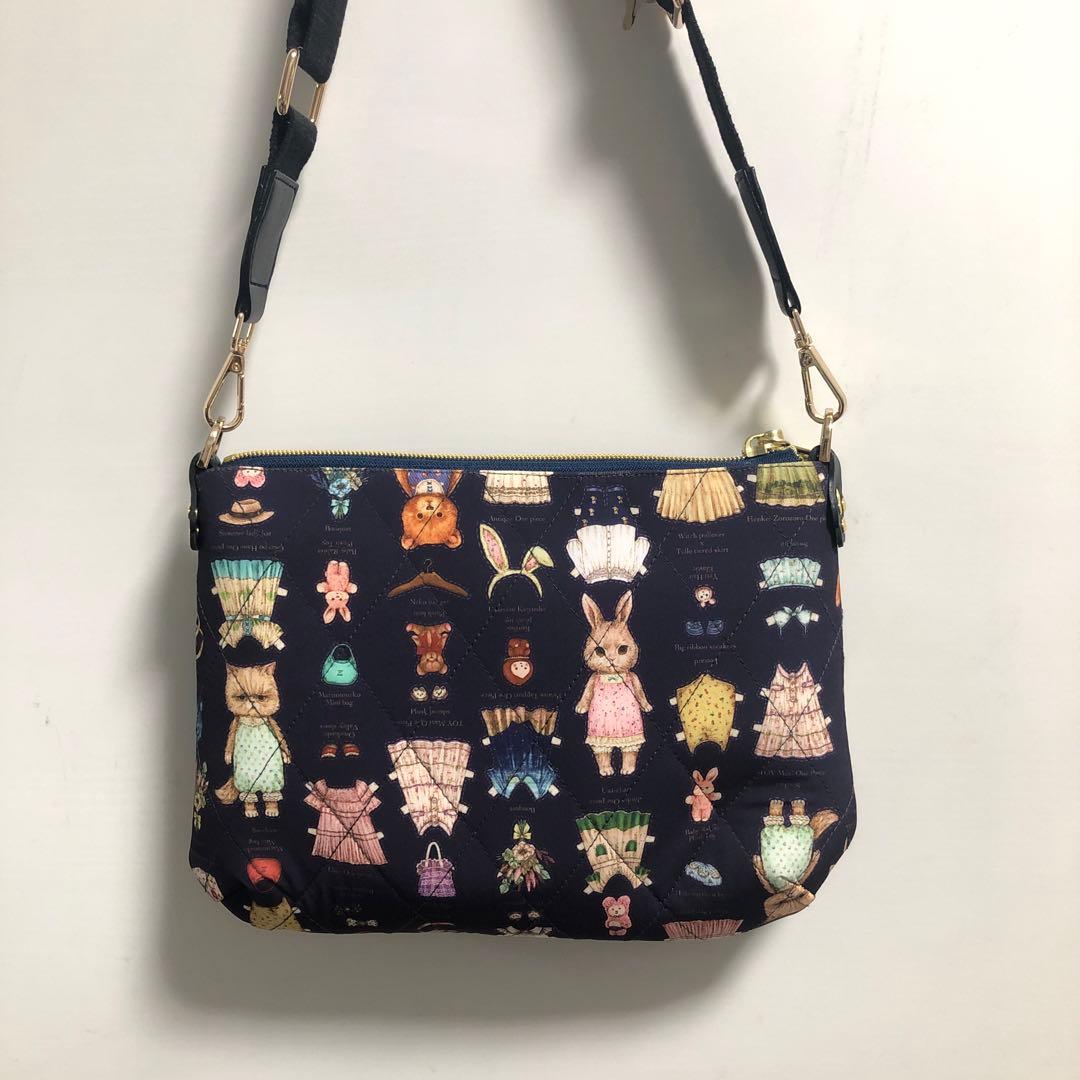 1954.ハンドメイド　キルト生地ファスナーバッグ(大) フランシュリッペ