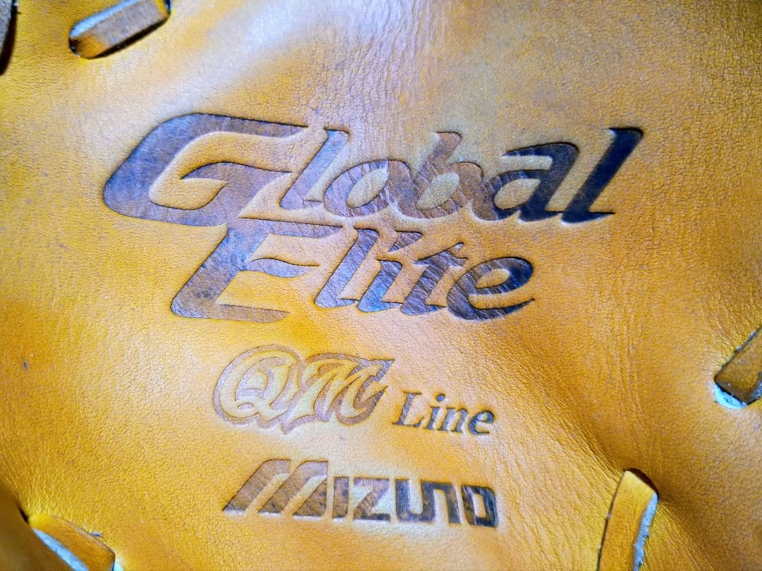 【美品】ミズノ　グローバルエリート　QMライン　軟式野球　ファーストミット